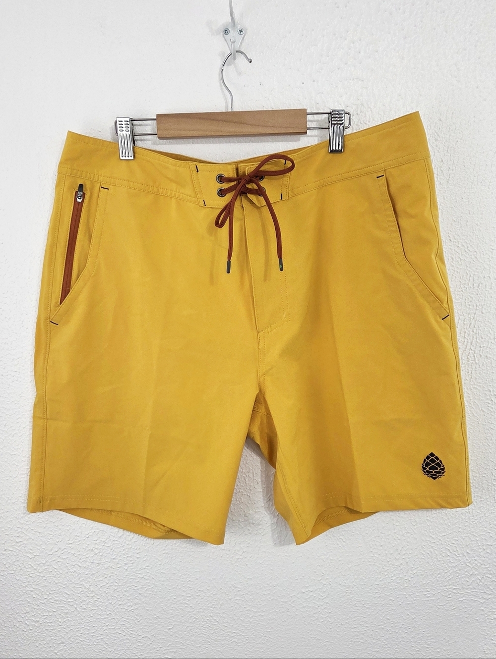 Stio CFS Board Shorts Local Honey mustard yellow men's 35 x 7.5" new NWT